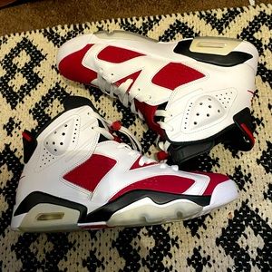 Jordan 6 carmine size 9.5